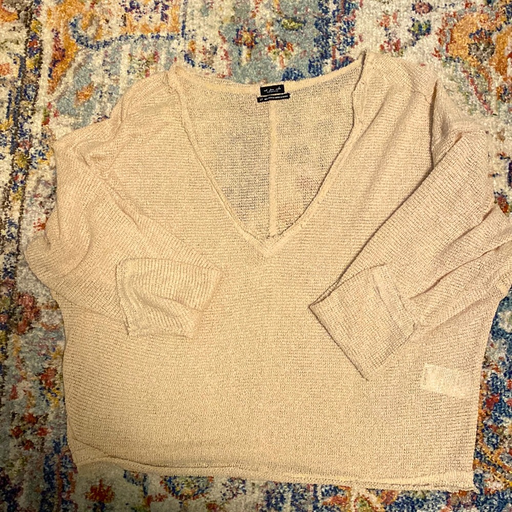 Urban Outfitters Slouchy Light Knit V Neck Top (Size Small) Beige/Cream